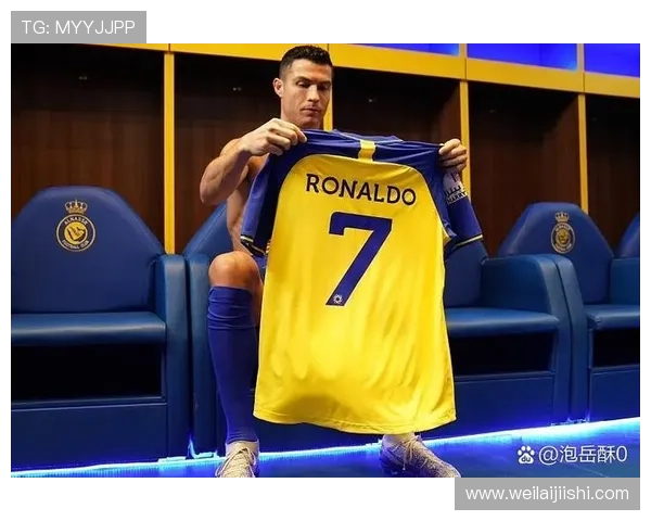 足球明星搞笑赛场趣事连连欢笑不断尽显球技与幽默魅力