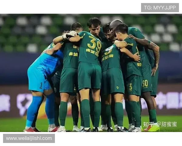 广州篮球队与上海篮球队赛后状态分析与总结探讨